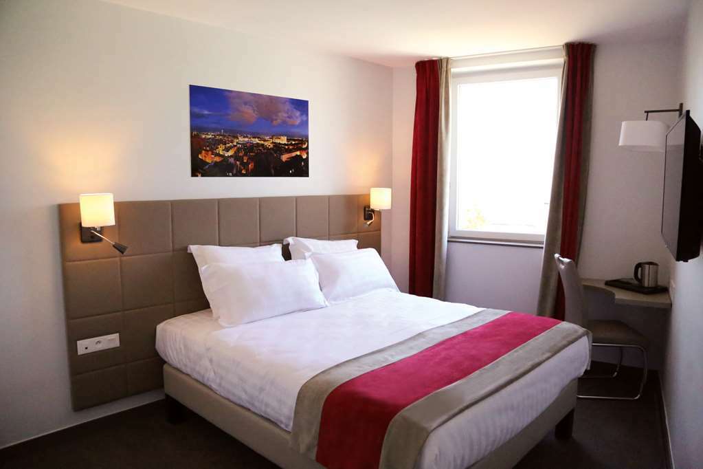 Hotel Kyriad Lyon Est Stadium Eurexpo Meyzieu Chambre photo